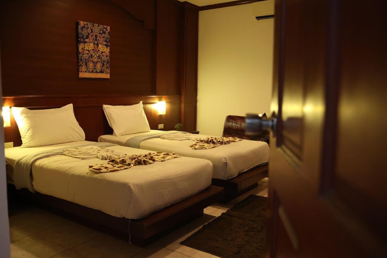 New Forest Patong Exterior photo